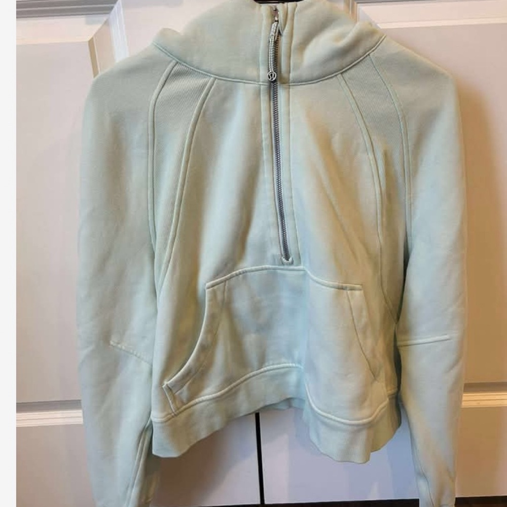 Lululemon Athletica mint scuba size m/L